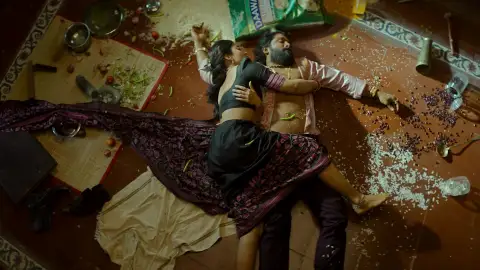 Still 3 of Pushpa 2: The Rule (2024) V2 TRUE WEB-DL [Telugu & MULTi ORG-DD2.0] 1080p 720p & 480p [x264/HEVC] | [THEATRiCAL CUT]