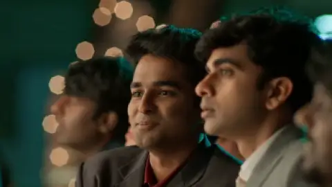 Still 4 of Saba Nayagan (2023) WEB-DL [Hindi (ORG 5.1) + Tamil] 1080p 720p & 480p Dual Audio [x264/10Bit-HEVC]