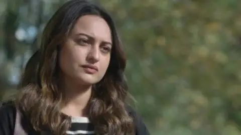 Still 4 of Nikita Roy (2025) WEB-DL [Hindi DD5.1] 1080p 720p & 480p [x264/HEVC]