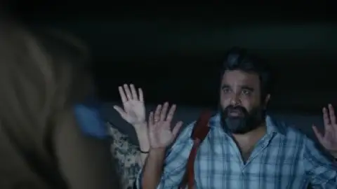 Still 1 of Tourist Family (2025) DS4K WEB-DL [Hindi (DD5.1) & Tamil] 4K 1080p 720p & 480p Dual Audio [x264/10Bit-HEVC]