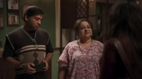 Still 3 of Greater Kalesh (2025) WEB-DL [Hindi DD5.1] 1080p 720p & 480p [x264/HEVC]