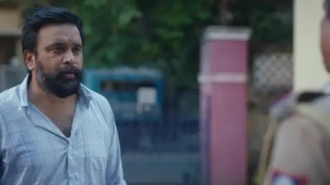 Still 3 of Tourist Family (2025) DS4K WEB-DL [Hindi (DD5.1) & Tamil] 4K 1080p 720p & 480p Dual Audio [x264/10Bit-HEVC]