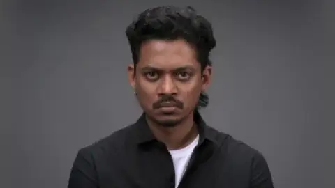 Still 6 of Mollywood Times (2026) DS4K WEB-DL [Hindi (DD5.1) & Malayalam] 4K 1080p 720p & 480p Dual Audio [x264/10Bit-HEVC]