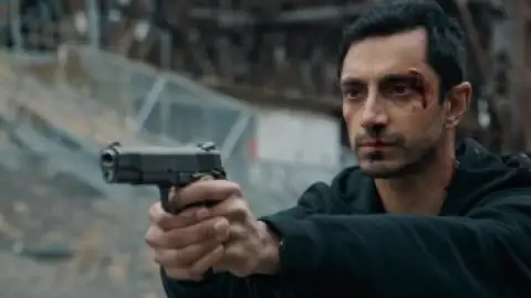 Still 8 of Relay (2024) BluRay [Hindi (DD2.0) & English] 4K 1080p 720p & 480p Dual Audio [x264/10Bit-HEVC]