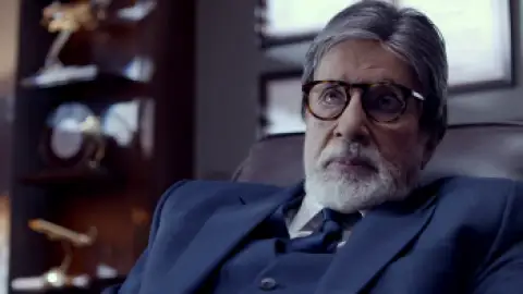 Still 5 of RunWay 34 (2022) WEB-DL [Hindi DD5.1] 1080p 720p & 480p [x264/HEVC] HD