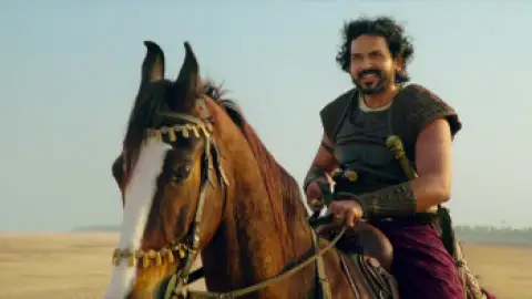 Still 3 of Ponniyin Selvan: Part 1 (2022) WEB-DL [Hindi (ORG 5.1) +Tamil] 1080p 720p & 480p [x264/HEVC] | [PS-1]