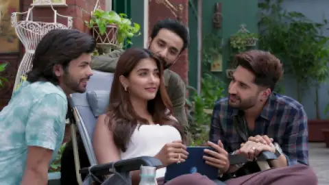 Still 2 of Kisi Ka Bhai Kisi Ki Jaan (2023) WEB-DL [Hindi DD5.1] 4K 1080p 720p & 480p [x264/10Bit-HEVC]