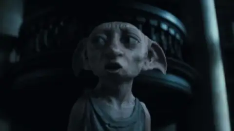 Still 6 of Harry Potter and the Deathly Hallows: Part 1 (2010) BluRay [Hindi (ORG 5.1) & English] 1080p 720p & 480p [x264/10Bit-HEVC]