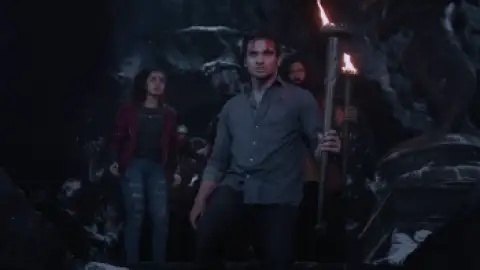 Still 8 of Karthikeya 2 (2022) WEB-DL Hindi (ORG 5.1) 1080p 720p & 480p [x264/10Bit-HEVC]