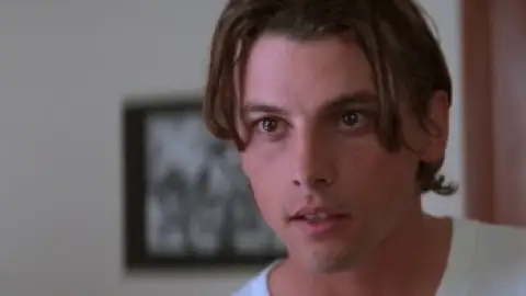 Still 1 of Scream (1996) REMASTERED BluRay [Hindi (DD2.0) & English] 1080p 720p & 480p Dual Audio [x264/10Bit-HEVC]