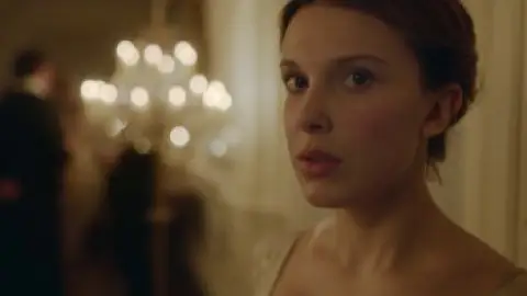 Still 2 of Enola Holmes 2 (2022) WEB-DL [Hindi (DD5.1) & English] 4K 1080p 720p & 480p Dual Audio [x264/10Bit-HEVC]