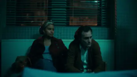 Still 5 of Joker (2019) BluRay [Hindi (ORG 2.0) + English] 4K 1080p 720p & 480p Dual Audio [x264/10Bit-HEVC]
