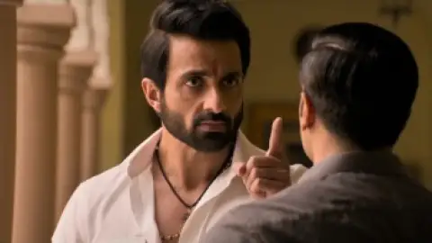 Still 3 of Simmba (2018) BluRay [Hindi DD5.1] 1080p 720p & 480p [x264/HEVC]