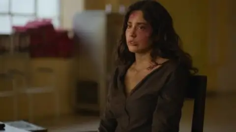 Still 7 of Ulajh (2024) WEB-DL [Hindi DD5.1] 1080p 720p & 480p [x264/HEVC]
