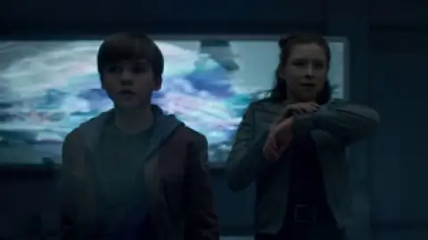 Still 3 of Lost in Space (Season 2) WEB-DL [Hindi (DD5.1) & English] 4K 1080p 720p & 480p Dual Audio [x264/ESubs] | NF Series