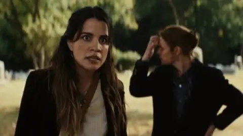 Still 4 of The Beast in Me (Season 1) WEB-DL [Hindi (DD5.1) & English] 1080p 720p & 480p Dual Audio [x264/10Bit-HEVC]