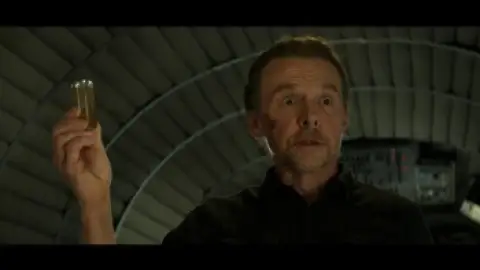 Still 7 of Mission: Impossible – The Final Reckoning (2025) iMAX DS4K WEB-DL [Hindi (DD5.1) & English] 4K 1080p 720p & 480p Dual Audio [x264/10Bit-HEVC]
