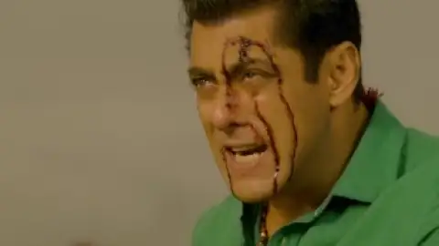 Still 2 of Dabangg 3 (2019) WEB-DL [Hindi DD5.1] 1080p 720p & 480p [x264/HEVC]
