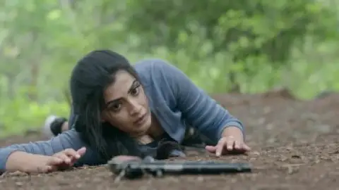 Still 6 of Sabari (2024) WEB-DL [Hindi (DD5.1) & Tamil] 4K 1080p 720p & 480p Dual Audio [x264/HEVC]