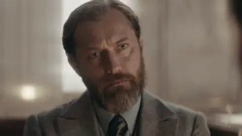 Still 1 of Fantastic Beasts: The Secrets of Dumbledore (2022) WEB-DL [Hindi (ORG 5.1) & English] 1080p 720p & 480p Dual Audio [x264/10Bit]
