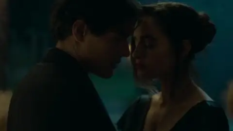 Still 5 of No Place to Be Single (2026) WEB-DL [Hindi (DD5.1) & English] 4K 1080p 720p & 480p Dual Audio [x264/10Bit-HEVC]