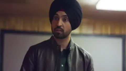 Still 8 of Detective Sherdil (2025) WEB-DL [Hindi DD5.1] 4K 1080p 720p & 480p [x264/HEVC]