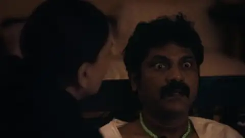 Still 6 of Mrs. Deshpande (Season 1) WEB-DL [Hindi DD5.1] 4K 1080p 720p & 480p [x264/HEVC] HD | ALL Episodes [JioHotStar Series]