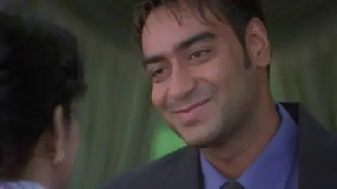 Still 1 of Taarzan: The Wonder Car (2004) WEB-DL [Hindi DD5.1] 1080p 720p & 480p [x264/Esub]