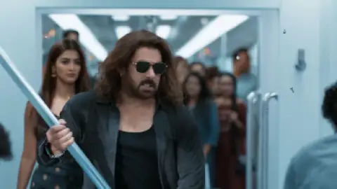 Still 4 of Kisi Ka Bhai Kisi Ki Jaan (2023) WEB-DL [Hindi DD5.1] 4K 1080p 720p & 480p [x264/10Bit-HEVC]