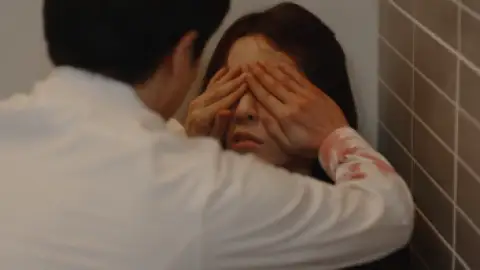Still 5 of The Hand (2023) WEB-DL [Hindi (ORG 2.0) + Korean] 1080p 720p & 480p Dual Audio [x264/10Bit-HEVC]