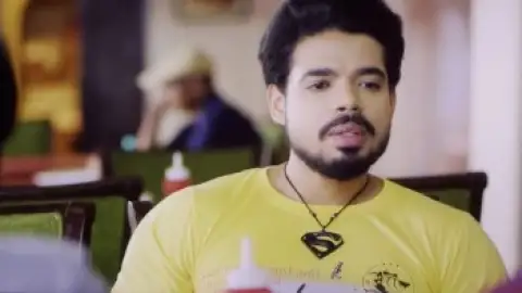 Still 4 of Ye Mard Bechara (2021) Hindi HDCAM 1080p 720p & 480p x264 [HD-CamRip]