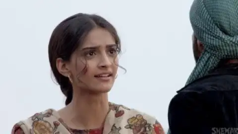 Still 4 of Bhaag Milkha Bhaag (2013) BluRay [Hindi DD5.1] 1080p 720p & 480p [x264/HEVC]