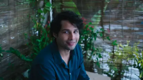 Still 2 of Do Deewane Seher Mein (2026) WEB-DL [Hindi DD5.1] 4K 1080p 720p & 480p [x264/HEVC]