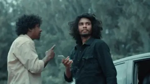 Still 2 of Driver Jamuna (2022) UNCUT WEB-DL [Hindi (DD5.1) & Tamil] 1080p 720p & 480p Dual Audio [x264/10Bit-HEVC]