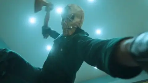 Still 3 of Devil’s Double Next Level (2025) EXTENDED WEB-DL [Hindi (ORG-DD5.1) & Tamil] 1080p 720p & 480p Dual Audio [x264/HEVC]