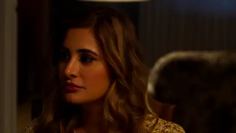 Still 6 of Shiv Shastri Balboa (2023) WEB-DL [Hindi DD5.1] 1080p 720p & 480p [x264/HEVC]