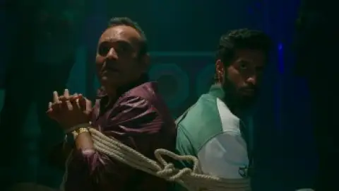 Still 5 of Waiting Hai (Season 1) WEB-DL [Hindi DD5.1] 4K 1080p 720p & 480p [x264/HEVC] HD | ALL Episodes [PrimeVideo Series]