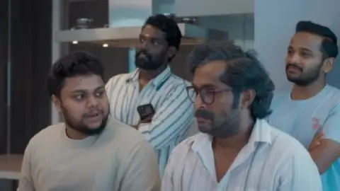 Still 2 of Varshangalkku Shesham (2024) WEB-DL [Hindi (ORG 5.1) + Malayalam] 4K 1080p 720p & 480p Dual Audio [x264/HEVC]