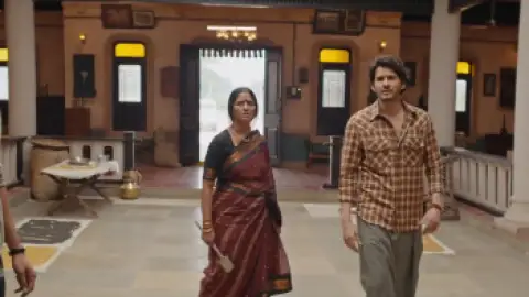 Still 5 of Guntur Kaaram (2024) WEB-DL [Hindi (ORG 5.1) + Telugu] 4K 1080p 720p & 480p Dual Audio [x264/10Bit-HEVC]