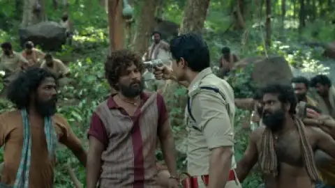 Still 1 of Pushpa: The Rise – Part 1 (2021) DS4K WEB-DL [Hindi (ORG 5.1) & Telugu] 4K 1080p 720p & 480p Dual Audio [x264/10Bit-HEVC]