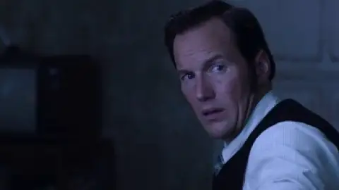 Still 4 of The Conjuring 2 (2016) BluRay [Hindi (ORG 5.1) & English] 1080p 720p & 480p Dual Audio [x264/ESubs]