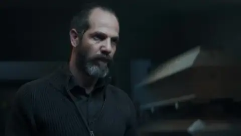 Still 5 of Woman of the Dead (Season 1) WEB-DL [Hindi (ORG 5.1) & English] 1080p 720p & 480p [x264/10Bit-HEVC] | [ALL Episodes] | NF Series