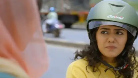Still 1 of Sesham Mike-il Fathima (2023) WEB-DL [Hindi (ORG 5.1) + Malayalam] 1080p 720p & 480p Dual Audio [x264/ESubs]