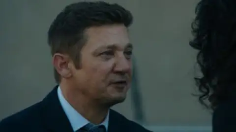 Still 4 of Mayor of Kingstown (Season 2) WEB-DL [English DD5.1] 4K 1080p 720p & 480p [x264/ESubs]