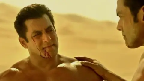 Still 5 of Race 3 (2018) WEB-DL [Hindi DD5.1] 1080p 720p & 480p [x264/HEVC]