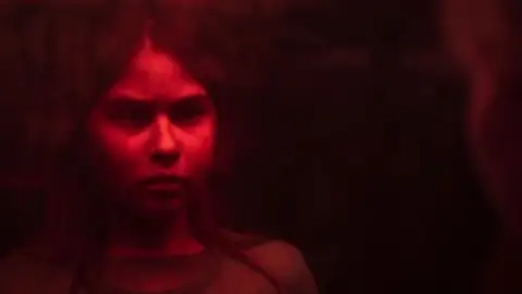 Still 1 of The Glass Dome (Season 1) WEB-DL [Hindi (DD 5.1) & English] 1080p 720p & 480p x264 Dual Audio DD5.1 | NF Series