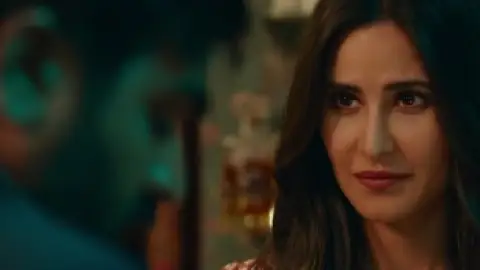 Still 2 of Merry Christmas (2024) WEB-DL [Hindi DD5.1] 1080p 720p & 480p [x264/HEVC]