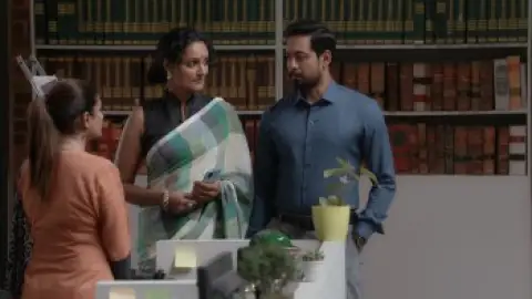 Still 5 of Good Wife (Season 1) WEB-DL [Hindi (DD5.1) & Tamil] 4K 1080p 720p & 480p [x264/HEVC] | [ALL Episodes] | JioHotStar Series