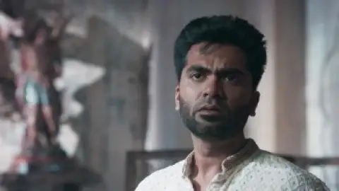 Still 4 of Maanaadu (2021) UNCUT WEB-DL [Hindi (DD5.1) & Tamil] 4K 1080p 720p & 480p Dual Audio [x264/10Bit-HEVC]