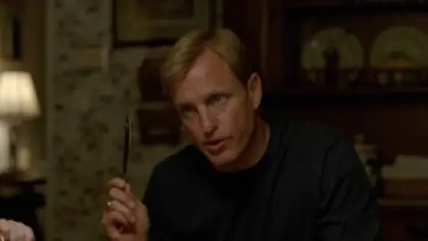 Still 4 of [18+] True Detective (Season 1) BluRay [Hindi (ORG 2.0) & English 5.1] 1080p 720p & 480p [x264/HEVC] | ALL Episodes